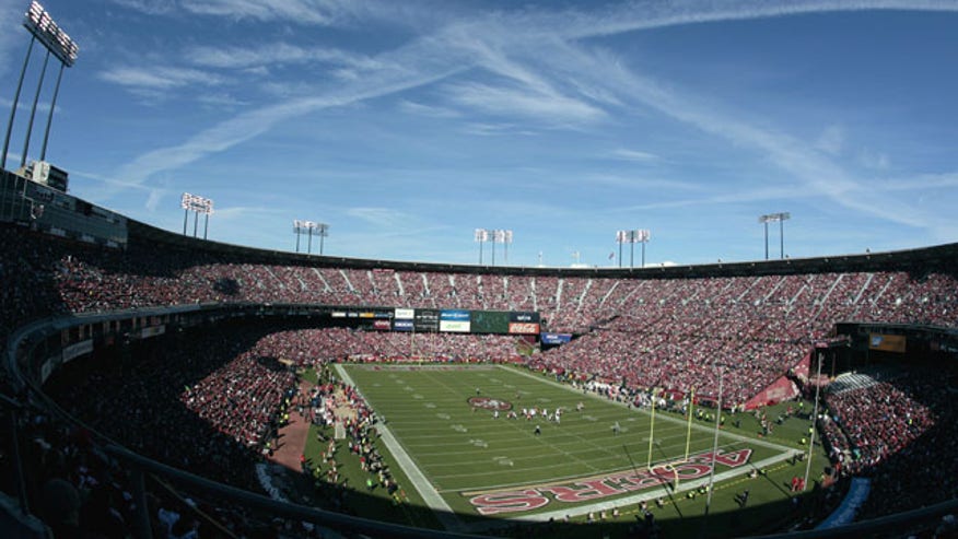 Packers 49ers Stadium_Cham.jpg